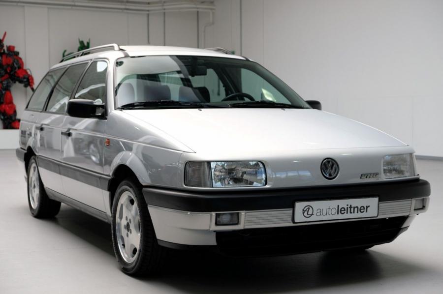  Volkswagen Passat VR6 Variant Satinsilber Metallic (B3) 1992 года  (фото 16 из 51)